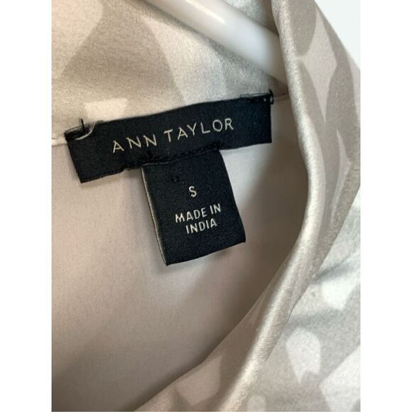 Ann Taylor Women's Petite Animal Print Twist Neck Shift Dress Gray & White Size - Picture 4 of 9